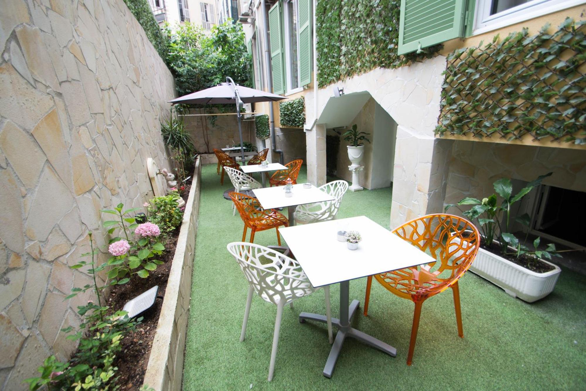 Parisien Nizza